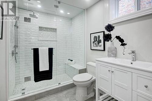 97 Betty Ann Drive, Toronto, ON - Indoor Photo Showing Bathroom