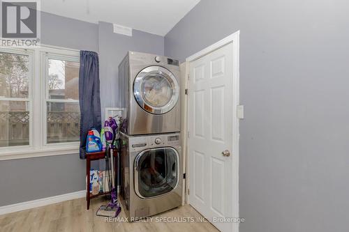 66 Agnes Street, Kitchener, ON - Indoor Photo Showing Laundry Room