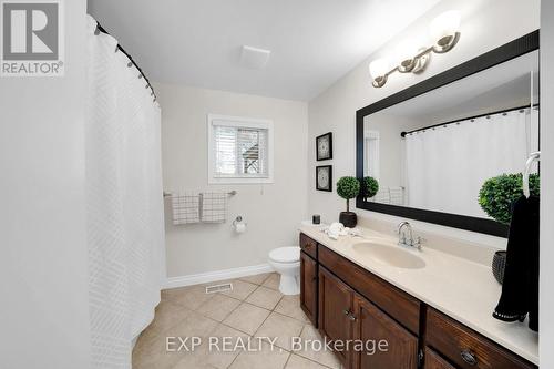 17435 8Th Concession Road, King, ON - Indoor Photo Showing Bathroom