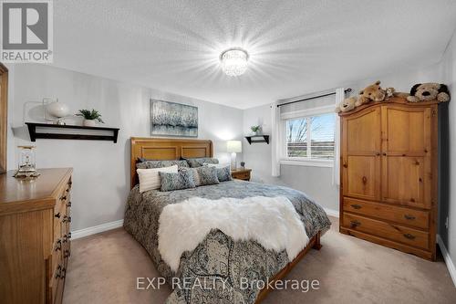 17435 8Th Concession Road, King, ON - Indoor Photo Showing Bedroom