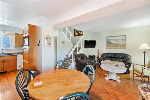 3312 Laurel Crescent, Trail, BC - Indoor Photo Showing Dining Room