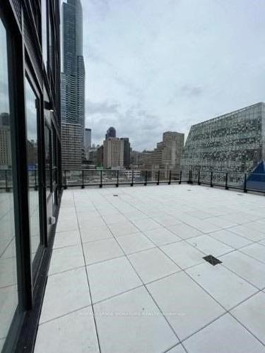 501-20 Edward St, Toronto, ON - Outdoor With View
