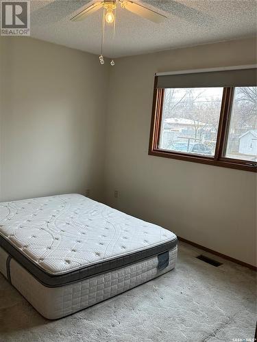 5369 Kings Avenue, Gull Lake, SK - Indoor Photo Showing Bedroom