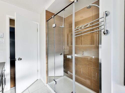 Bathroom - 500 Rue Carignan, Boisbriand, QC - Indoor Photo Showing Other Room