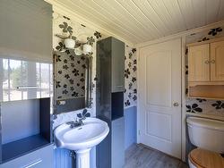 Powder room - 