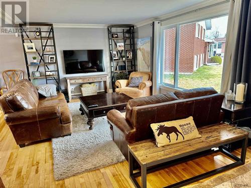 5 Kent Pl, Kapuskasing, ON - Indoor Photo Showing Living Room With Fireplace