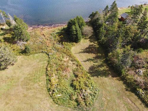 40 Ferry Road, Moser River, NS 