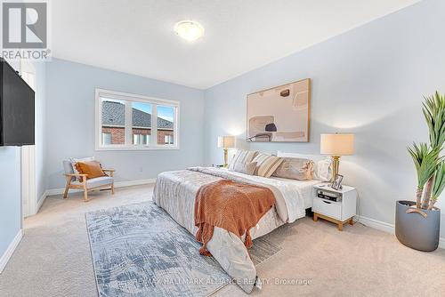 20 Westfield Crescent, Hamilton, ON - Indoor Photo Showing Bedroom
