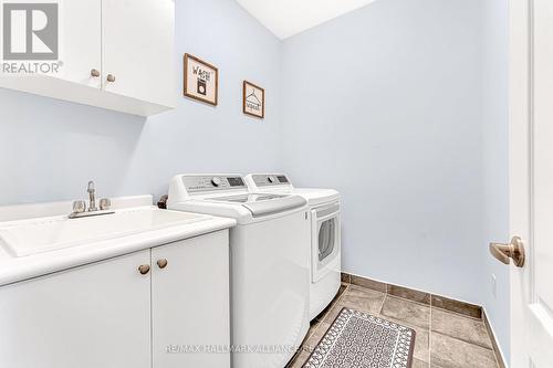 20 Westfield Crescent, Hamilton, ON - Indoor Photo Showing Laundry Room