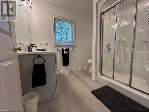 Updated 3-Pc Main Floor Bath - 110 Cottage Lane, Georgian Bluffs, ON - Indoor Photo Showing Bathroom