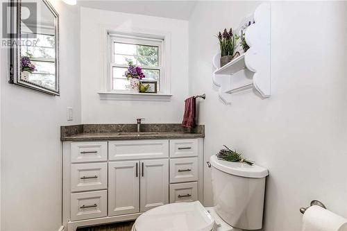 63 Country Lane, Chelmsford, ON - Indoor Photo Showing Bathroom