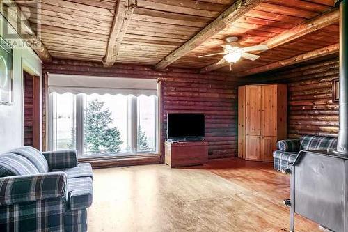 63 Country Lane, Chelmsford, ON - Indoor Photo Showing Other Room