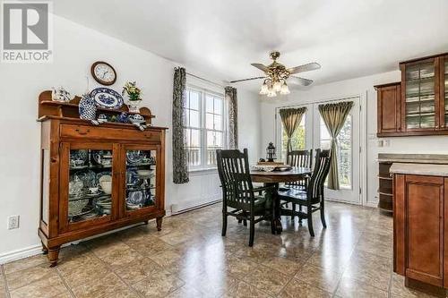 63 Country Lane, Chelmsford, ON - Indoor Photo Showing Dining Room