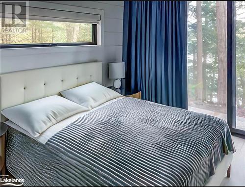 320 Stanley House Road, Seguin, ON - Indoor Photo Showing Bedroom