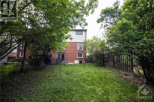 1124 Alenmede Crescent, Ottawa, ON - Outdoor