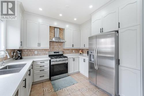 28 Totten Drive, Brampton, ON - Indoor Photo Showing Kitchen With Stainless Steel Kitchen With Double Sink