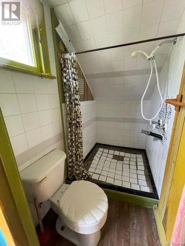 120 King Street, Chipman, NB - Indoor Photo Showing Bathroom