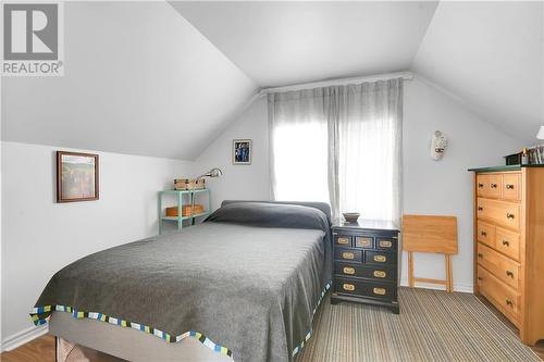 83 Harry Street, Renfrew, ON - Indoor Photo Showing Bedroom