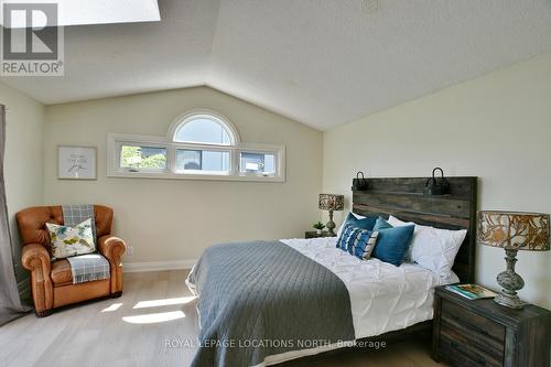 1 Oliver Crescent, Collingwood, ON - Indoor Photo Showing Bedroom