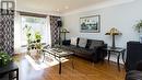 654 Upper Wentworth Street, Hamilton, ON  - Indoor Photo Showing Living Room 
