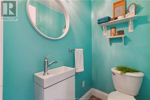 53 Veterans Ave, Salisbury, NB - Indoor Photo Showing Bathroom