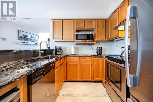 A5 - 1651 Nash Road, Clarington, ON - Indoor Photo Showing Kitchen With Double Sink