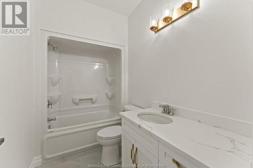 3178 Tullio Drive, Lasalle, ON - Indoor Photo Showing Bathroom