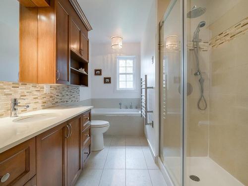 Bathroom - 389 Rue Frobisher, Saint-Bruno-De-Montarville, QC - Indoor Photo Showing Bathroom
