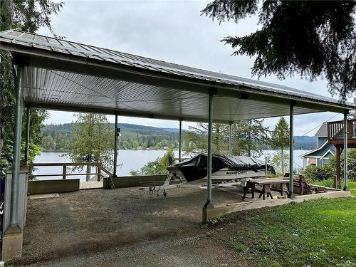 2239 Shawnigan Lake Rd, Shawnigan Lake, BC - Outdoor With Deck Patio Veranda