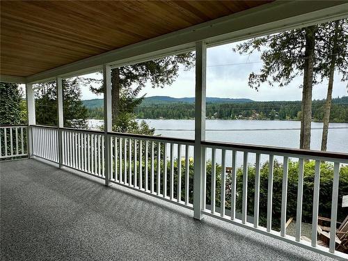 2239 Shawnigan Lake Rd, Shawnigan Lake, BC - Outdoor With Deck Patio Veranda With Exterior