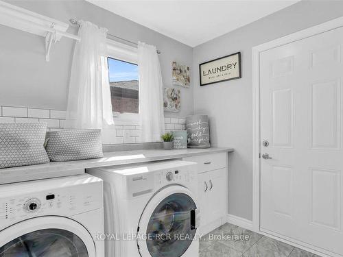 356 Lisa Marie Dr, Orangeville, ON - Indoor Photo Showing Laundry Room