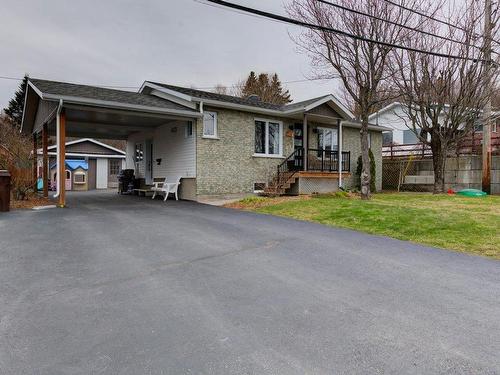 Frontage - 1548 Rue St-Alphonse N., Thetford Mines, QC - Outdoor