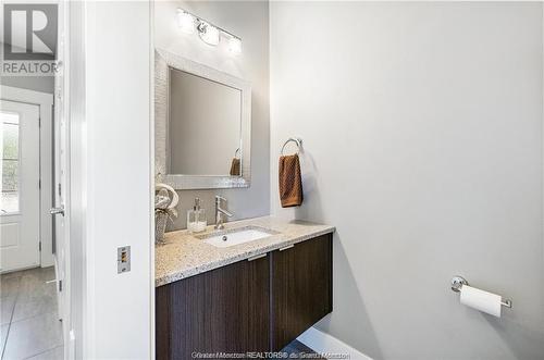 325 Pointe-A-Nicet, Grand-Barachois, NB - Indoor Photo Showing Bathroom
