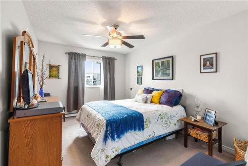 47 35 Wynford Drive, Winnipeg, MB - Indoor Photo Showing Bedroom