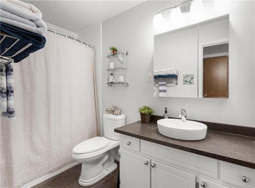 47 35 Wynford Drive, Winnipeg, MB - Indoor Photo Showing Bathroom