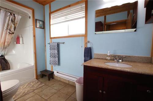 12 Red Deer River Road, Swan River, MB - Indoor Photo Showing Bathroom