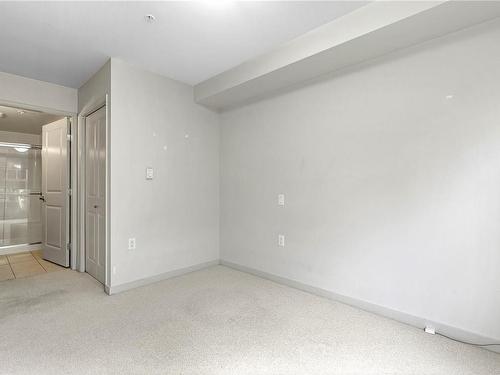 101-1618 North Dairy Rd, Saanich, BC - Indoor Photo Showing Other Room