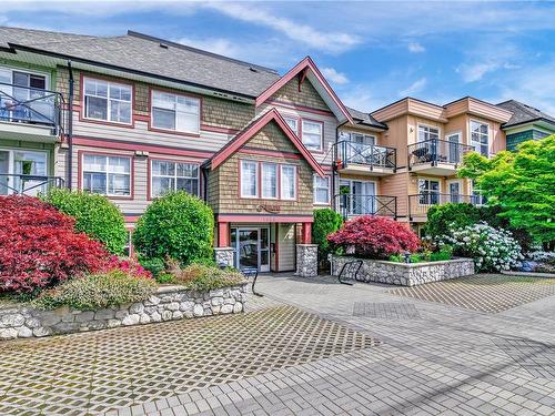 101-1618 North Dairy Rd, Saanich, BC - Outdoor With Facade