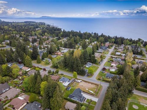 663 Park Rd, Qualicum Beach, BC - Outdoor With View