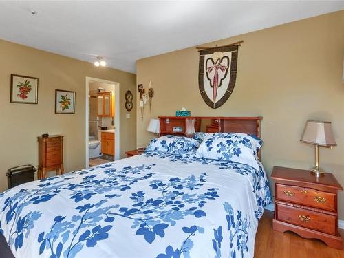 406-1750 Atkinson Street, Penticton, BC - Indoor Photo Showing Bedroom