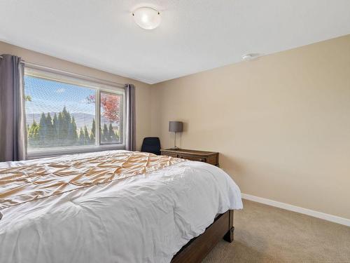 1125 Gregory Road, West Kelowna, BC - Indoor Photo Showing Bedroom