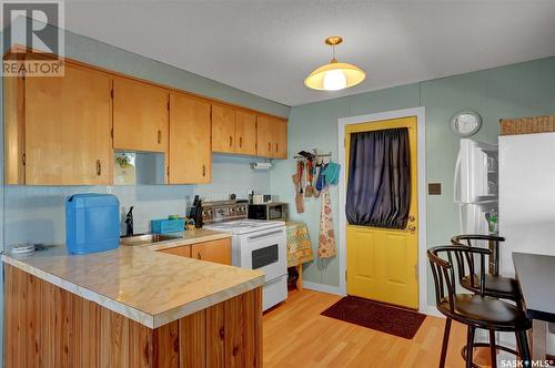 602 Brighton Street, Saskatchewan Beach, SK - Indoor Photo Showing Kitchen