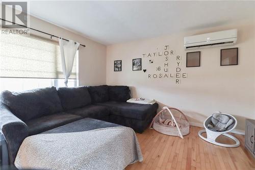 47 Rennick, Moncton, NB - Indoor Photo Showing Living Room