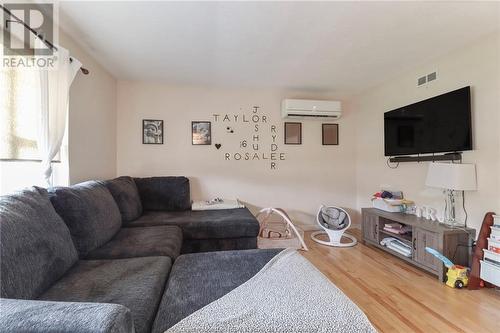 47 Rennick, Moncton, NB - Indoor Photo Showing Living Room