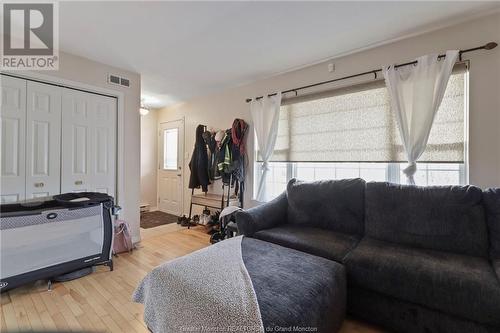47 Rennick, Moncton, NB - Indoor Photo Showing Living Room