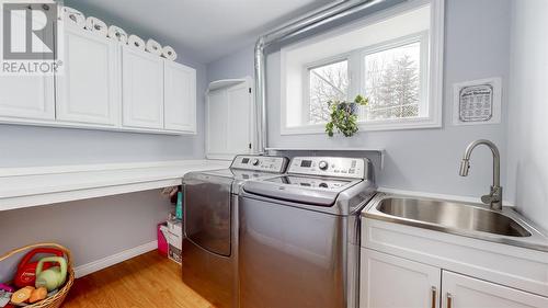 532 Indian Meal Line, Torbay, NL - Indoor Photo Showing Laundry Room