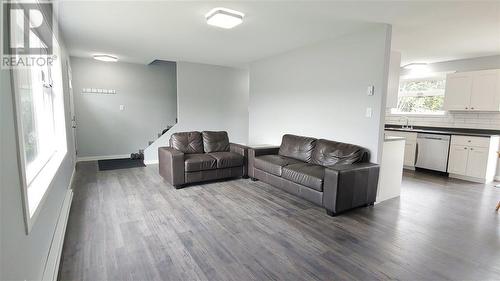 135 Baxter Avenue, Kitimat, BC - Indoor Photo Showing Living Room