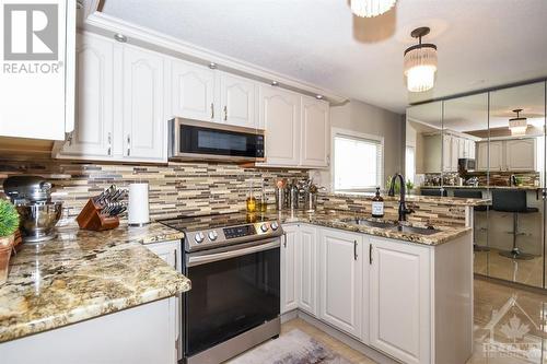 1831 Belval Crescent Unit#1, Ottawa, ON - Indoor Photo Showing Kitchen With Upgraded Kitchen