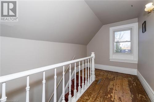 380 11Th Street W, Owen Sound, ON - Indoor Photo Showing Other Room