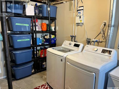 130 Main Street, Martensville, SK - Indoor Photo Showing Laundry Room
